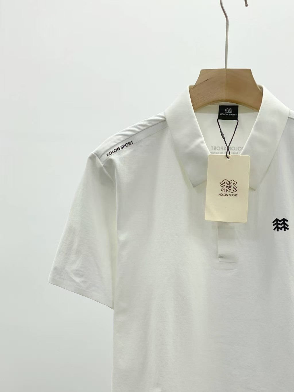 KOLON Inspired SECO Quick-Dry Polo Shirt, Breathable UV Protection Golf Top